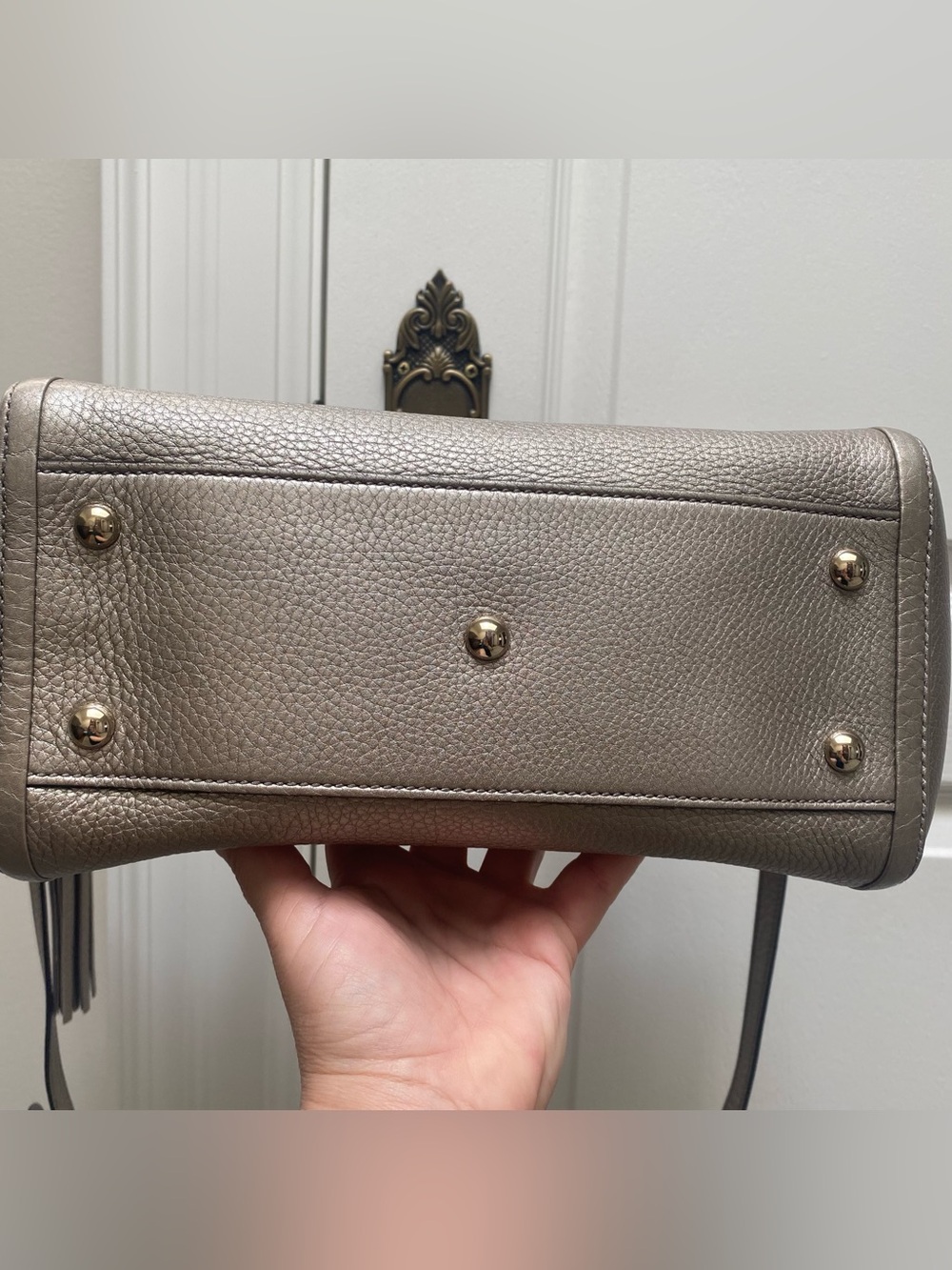 Gucci Metallic Pewter Soho Cellarius Leather Tote Bag Crossbody - Picture 3 of 12